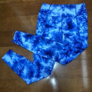Avia tie dye able length yoga pants
